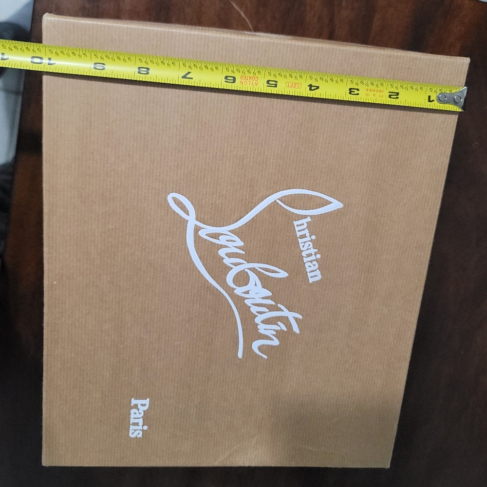 Christian louboutin box